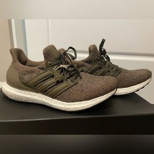 Adidas UltraBoost Mens 5 Women’s 6.5